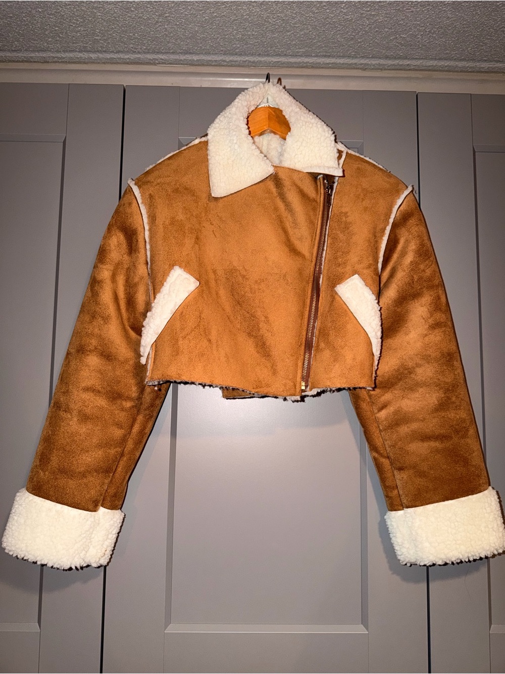 Cropped Faux Shearling-Lined Suede Jacket - Tan
